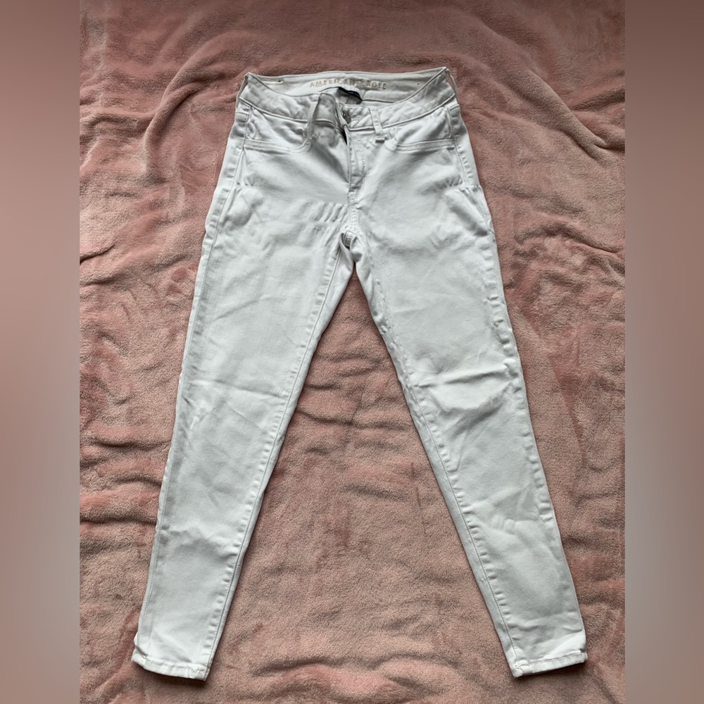 American Eagle size 4 short